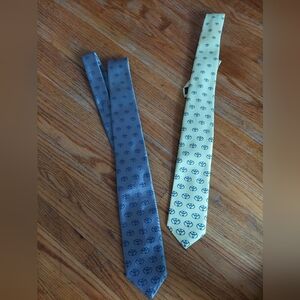 2 Toyota Neck Ties Business Ties Necktie.  BAG"E"